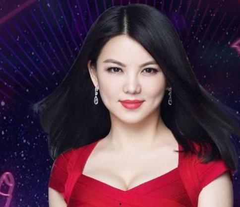 娱乐吃瓜女星私下关注,娱乐圈女神私下关注的神秘人物，吃瓜群众纷纷热议